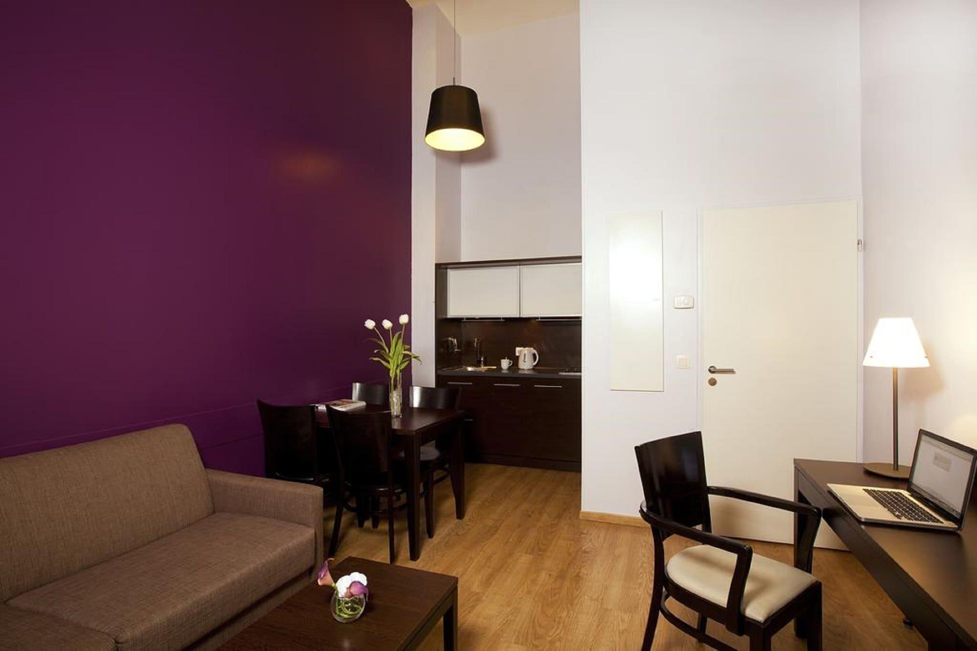 Residhome Grenoble Caserne De Bonne מראה חיצוני תמונה