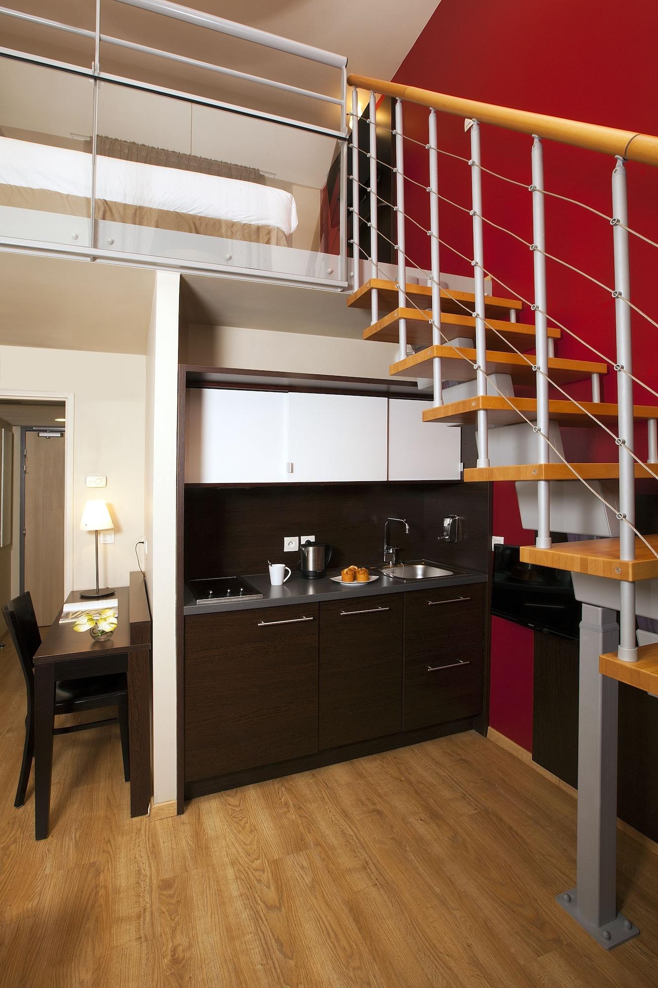 Residhome Grenoble Caserne De Bonne מראה חיצוני תמונה
