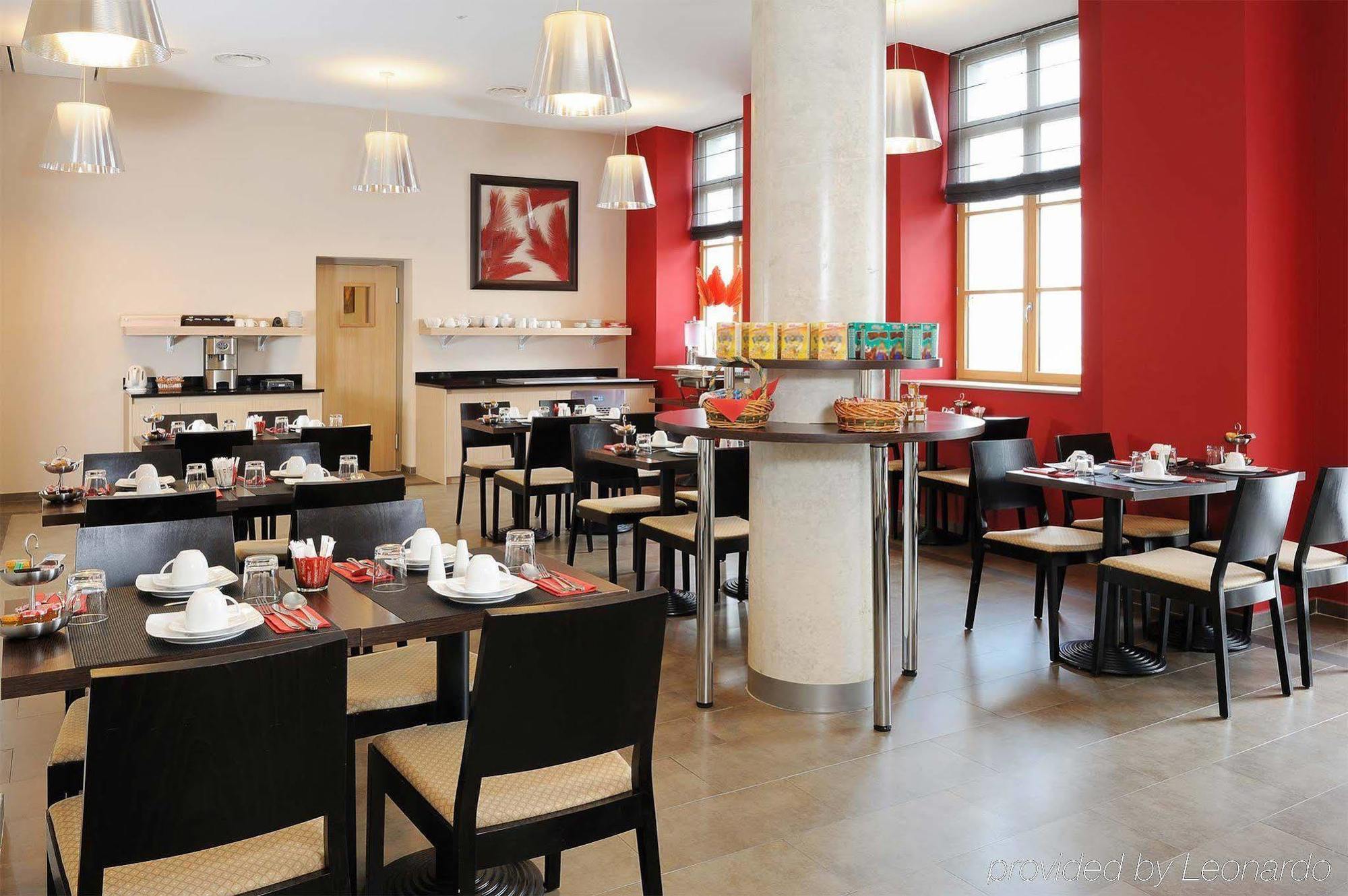 Residhome Grenoble Caserne De Bonne מסעדה תמונה