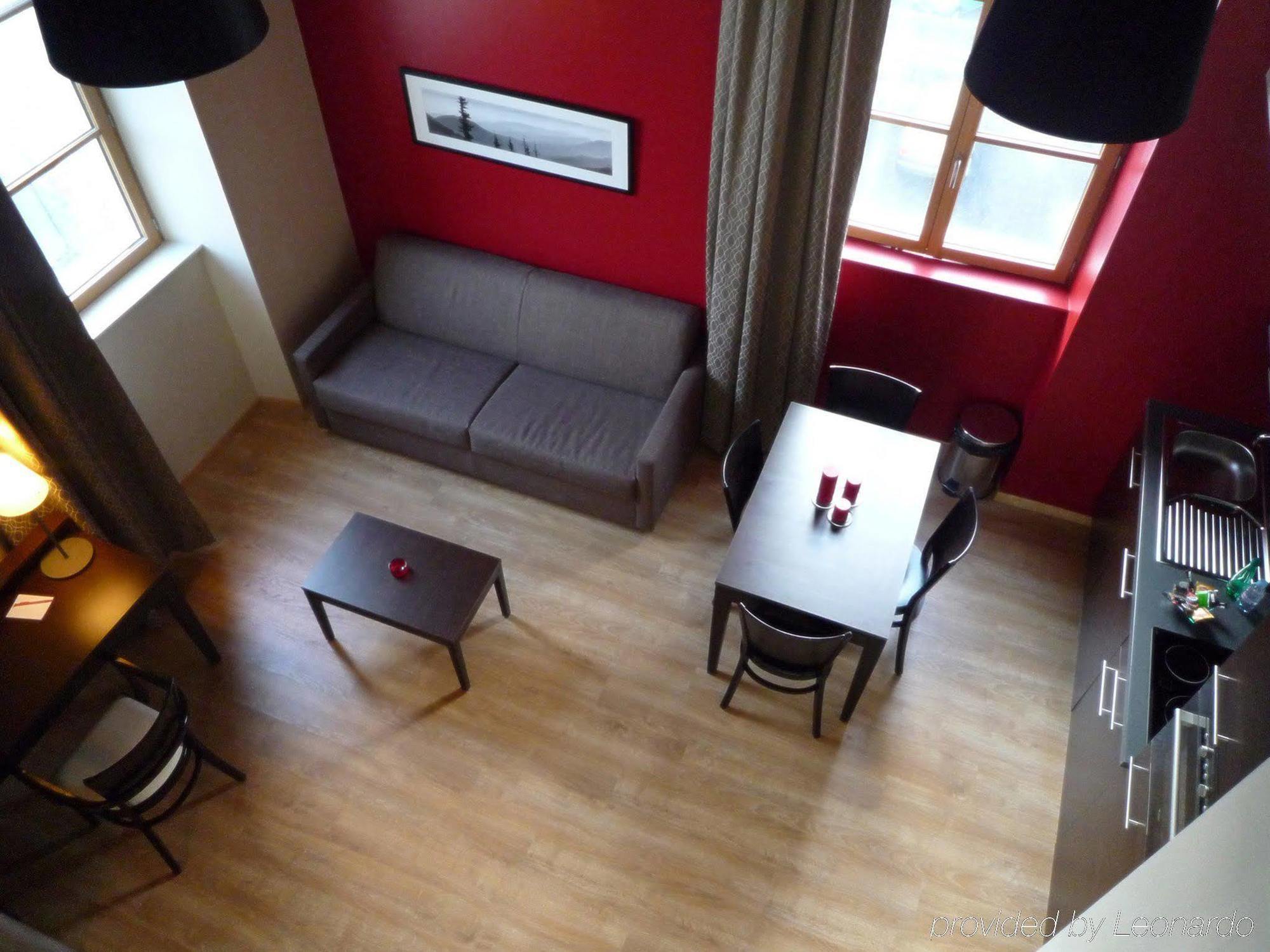Residhome Grenoble Caserne De Bonne מראה חיצוני תמונה
