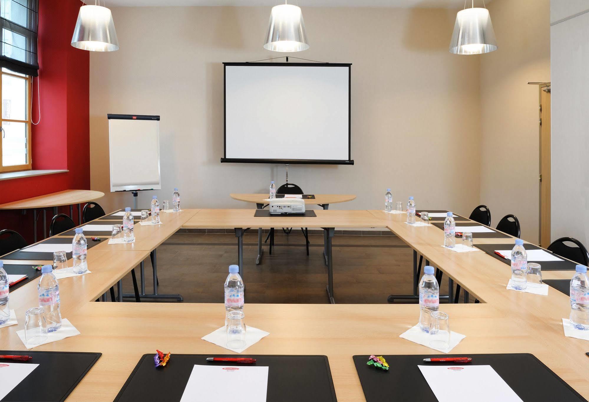Residhome Grenoble Caserne De Bonne מראה חיצוני תמונה